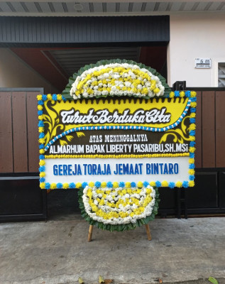 Papan Bunga Duka di Bukit Timah